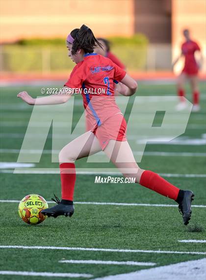 Thumbnail 2 in Carter-Riverside vs. Kennedale (UIL 4A Bi-District Playoff) photogallery.