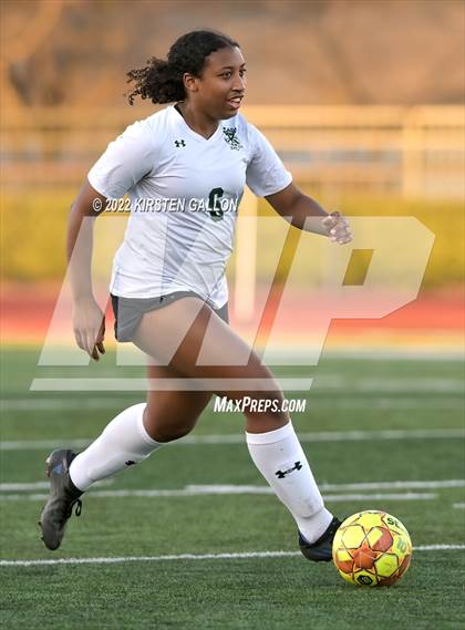 Thumbnail 2 in Carter-Riverside vs. Kennedale (UIL 4A Bi-District Playoff) photogallery.