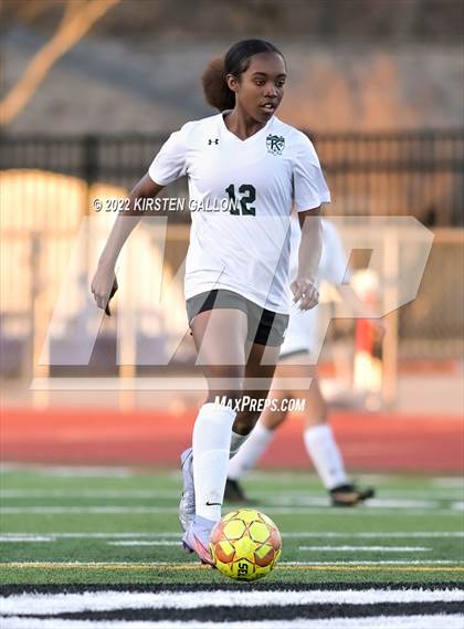 Thumbnail 3 in Carter-Riverside vs. Kennedale (UIL 4A Bi-District Playoff) photogallery.
