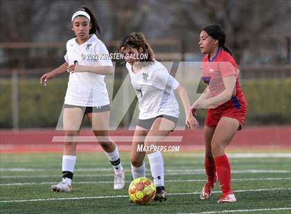 Thumbnail 3 in Carter-Riverside vs. Kennedale (UIL 4A Bi-District Playoff) photogallery.