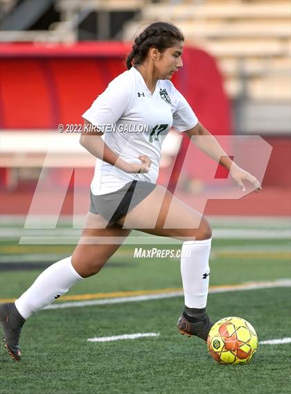 Thumbnail 3 in Carter-Riverside vs. Kennedale (UIL 4A Bi-District Playoff) photogallery.