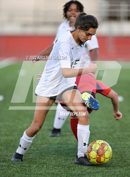 Thumbnail 1 in Carter-Riverside vs. Kennedale (UIL 4A Bi-District Playoff) photogallery.