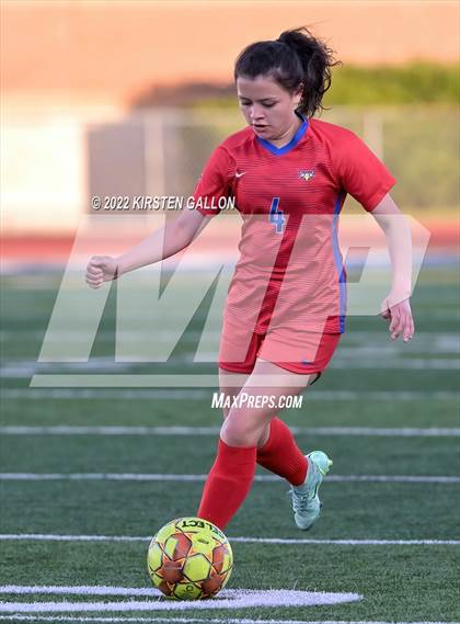 Thumbnail 3 in Carter-Riverside vs. Kennedale (UIL 4A Bi-District Playoff) photogallery.