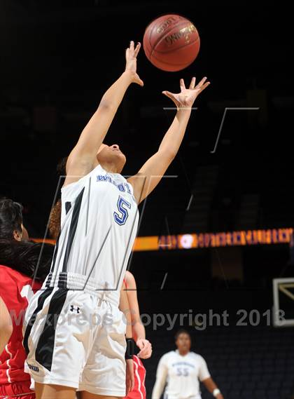 Thumbnail 2 in Windward vs. Mater Dei (CIF SoCal Open Division Regional Final) photogallery.