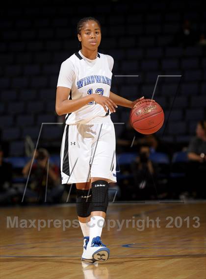 Thumbnail 3 in Windward vs. Mater Dei (CIF SoCal Open Division Regional Final) photogallery.