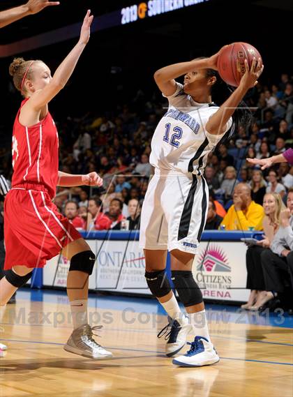 Thumbnail 2 in Windward vs. Mater Dei (CIF SoCal Open Division Regional Final) photogallery.