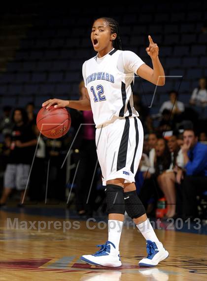 Thumbnail 3 in Windward vs. Mater Dei (CIF SoCal Open Division Regional Final) photogallery.