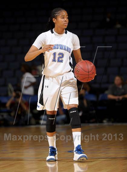 Thumbnail 1 in Windward vs. Mater Dei (CIF SoCal Open Division Regional Final) photogallery.