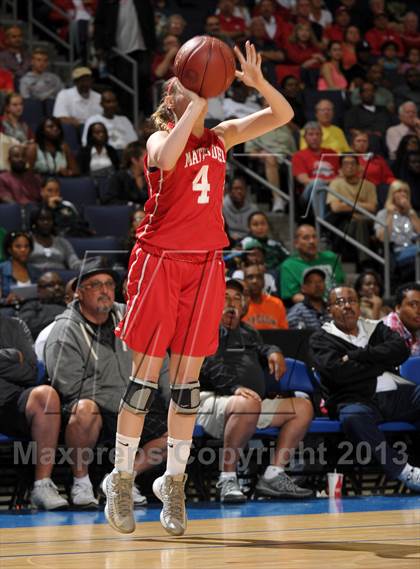 Thumbnail 2 in Windward vs. Mater Dei (CIF SoCal Open Division Regional Final) photogallery.