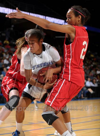 Thumbnail 3 in Windward vs. Mater Dei (CIF SoCal Open Division Regional Final) photogallery.