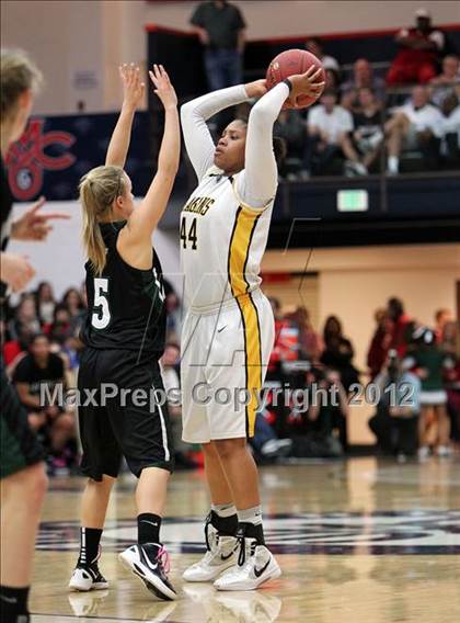 Thumbnail 3 in Miramonte vs. Bishop O'Dowd (CIF NCS D3 Final) photogallery.