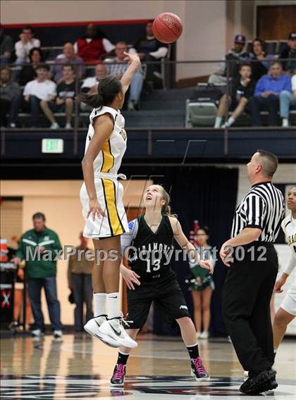 Thumbnail 1 in Miramonte vs. Bishop O'Dowd (CIF NCS D3 Final) photogallery.