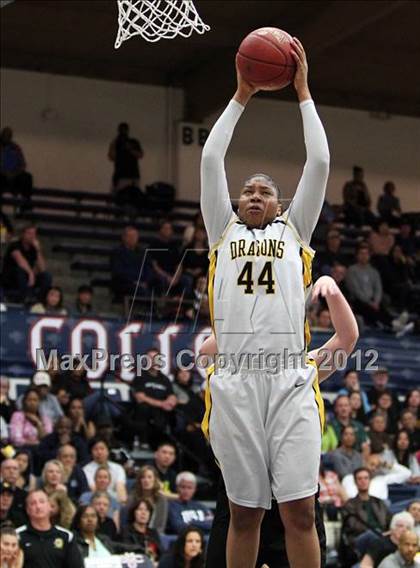 Thumbnail 2 in Miramonte vs. Bishop O'Dowd (CIF NCS D3 Final) photogallery.