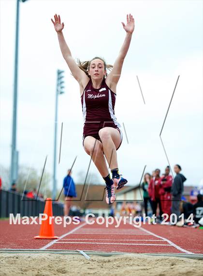 Thumbnail 3 in Nassau Coaches Invitational photogallery.