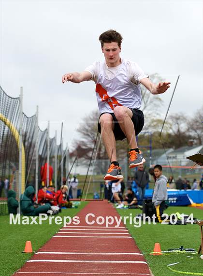 Thumbnail 2 in Nassau Coaches Invitational photogallery.