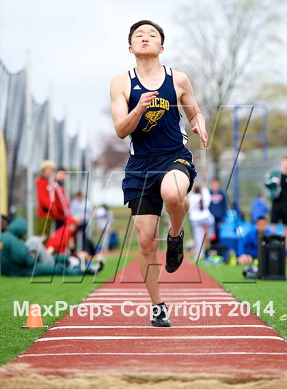 Thumbnail 1 in Nassau Coaches Invitational photogallery.