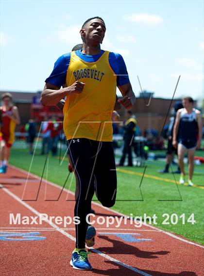 Thumbnail 2 in Nassau Coaches Invitational photogallery.