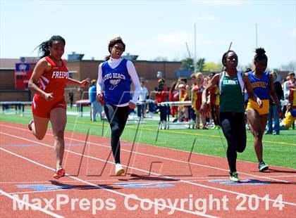 Thumbnail 3 in Nassau Coaches Invitational photogallery.