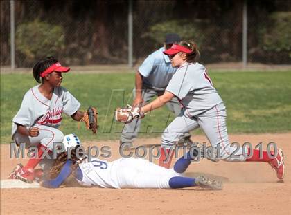 Thumbnail 3 in Pasadena @ Burbank photogallery.