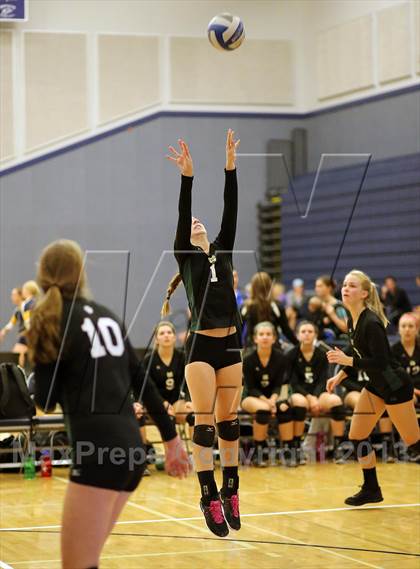Thumbnail 3 in Sacred Heart Cathedral vs Maria Carrillo (Nor Cal Classic) photogallery.