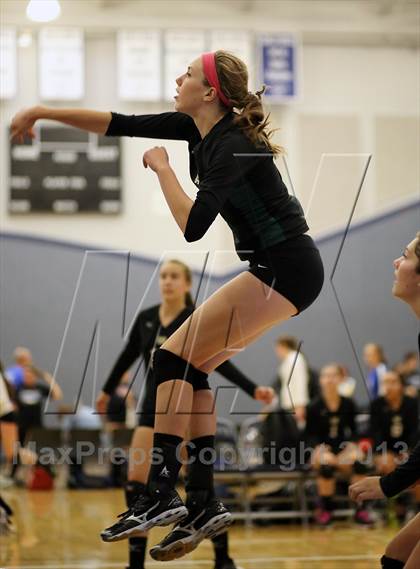 Thumbnail 2 in Sacred Heart Cathedral vs Maria Carrillo (Nor Cal Classic) photogallery.