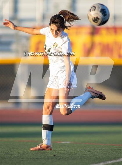 Thumbnail 3 in Golden Valley @ Simi Valley photogallery.