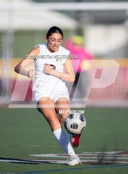 Thumbnail 3 in Golden Valley @ Simi Valley photogallery.