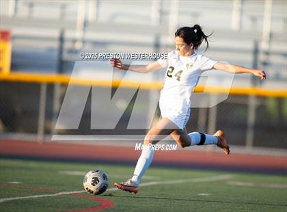 Thumbnail 2 in Golden Valley @ Simi Valley photogallery.