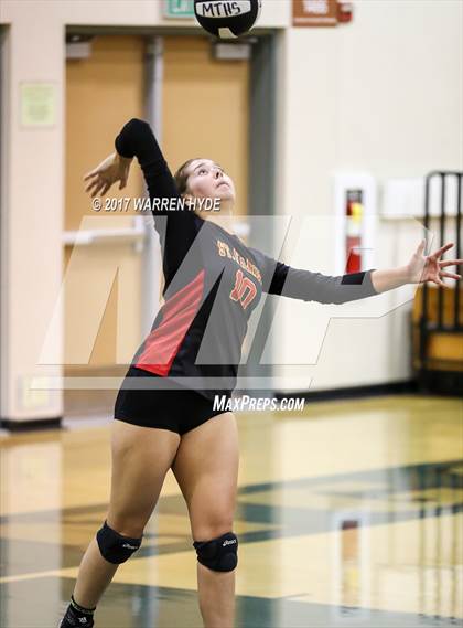 Thumbnail 2 in St. Francis @ Monterey Trail photogallery.