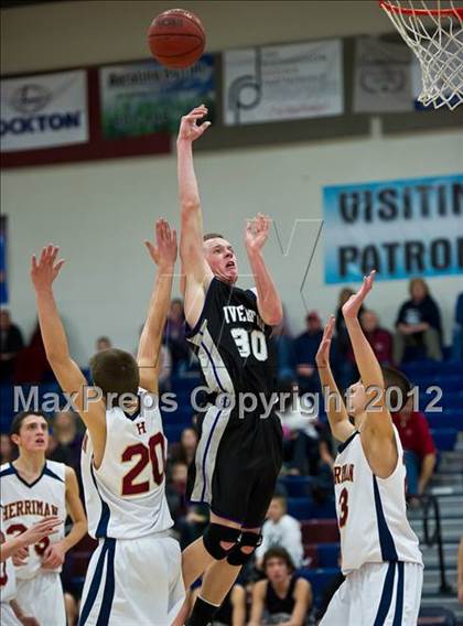 Thumbnail 3 in Riverton @ Herriman photogallery.