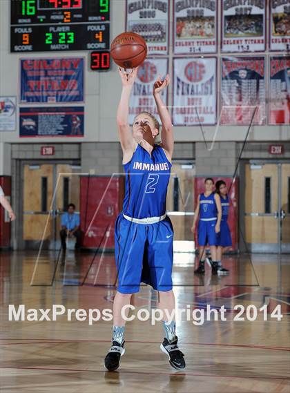 Thumbnail 3 in Immanuel vs. La Jolla Country Day (CIF SoCal Regional D5 Final) photogallery.