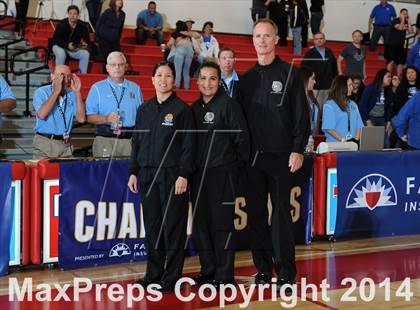 Thumbnail 3 in Immanuel vs. La Jolla Country Day (CIF SoCal Regional D5 Final) photogallery.