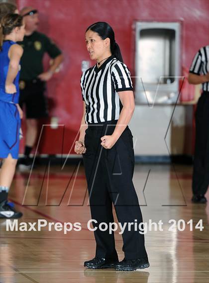 Thumbnail 2 in Immanuel vs. La Jolla Country Day (CIF SoCal Regional D5 Final) photogallery.