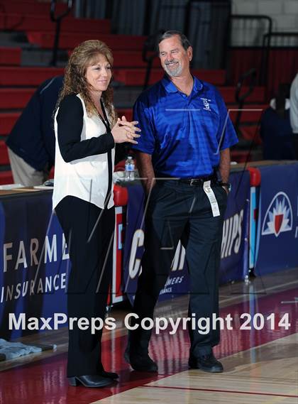 Thumbnail 3 in Immanuel vs. La Jolla Country Day (CIF SoCal Regional D5 Final) photogallery.
