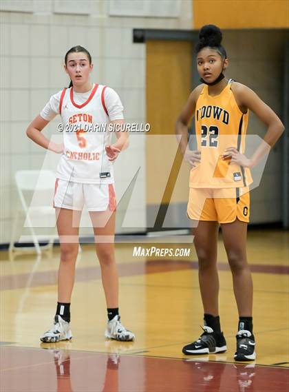 Thumbnail 3 in Bishop O'Dowd vs. Seton Catholic (Nike Tournament of Champions) photogallery.
