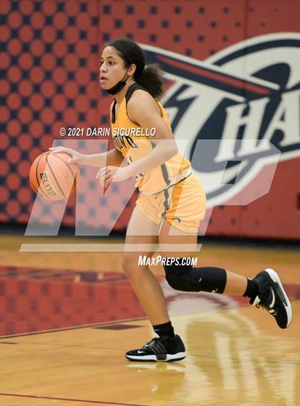 Thumbnail 1 in Bishop O'Dowd vs. Seton Catholic (Nike Tournament of Champions) photogallery.