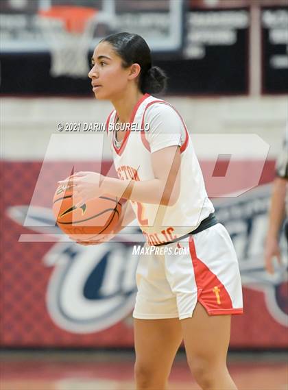 Thumbnail 3 in Bishop O'Dowd vs. Seton Catholic (Nike Tournament of Champions) photogallery.