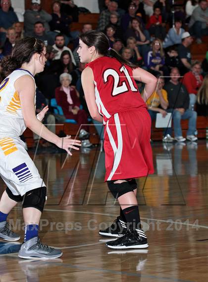 Thumbnail 3 in Oliver Springs vs. Oakdale  (TSSAA D4-A District Quarterfinals) photogallery.