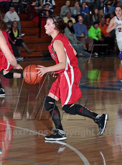 Thumbnail 1 in Oliver Springs vs. Oakdale  (TSSAA D4-A District Quarterfinals) photogallery.