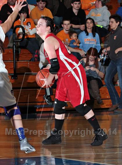 Thumbnail 1 in Oliver Springs vs. Oakdale  (TSSAA D4-A District Quarterfinals) photogallery.