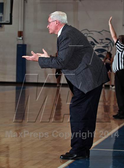 Thumbnail 1 in Oliver Springs vs. Oakdale  (TSSAA D4-A District Quarterfinals) photogallery.