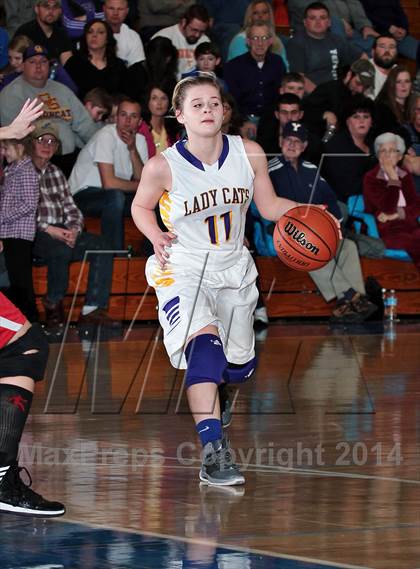 Thumbnail 1 in Oliver Springs vs. Oakdale  (TSSAA D4-A District Quarterfinals) photogallery.