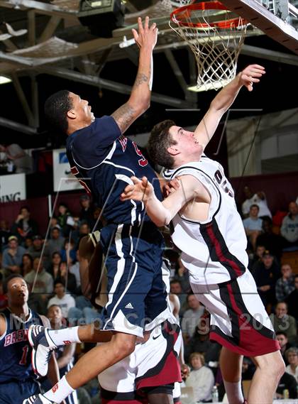 Thumbnail 2 in Brewster Academy vs. South Kent (Spalding Hoophall Classic) photogallery.