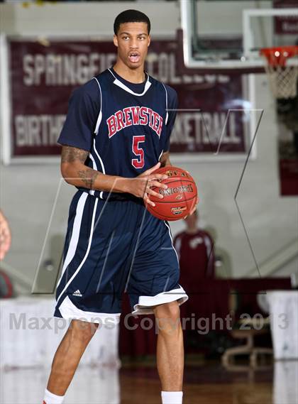 Thumbnail 3 in Brewster Academy vs. South Kent (Spalding Hoophall Classic) photogallery.