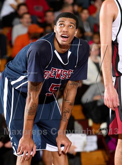 Thumbnail 2 in Brewster Academy vs. South Kent (Spalding Hoophall Classic) photogallery.