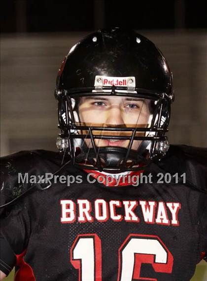 Thumbnail 3 in Oliver vs. Brockway (PIAA Class AA  1st Round) photogallery.