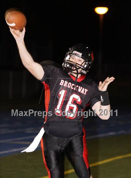 Thumbnail 1 in Oliver vs. Brockway (PIAA Class AA  1st Round) photogallery.