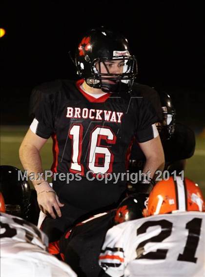 Thumbnail 2 in Oliver vs. Brockway (PIAA Class AA  1st Round) photogallery.