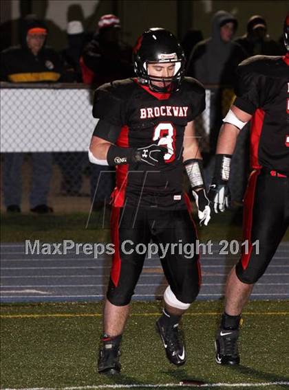 Thumbnail 3 in Oliver vs. Brockway (PIAA Class AA  1st Round) photogallery.