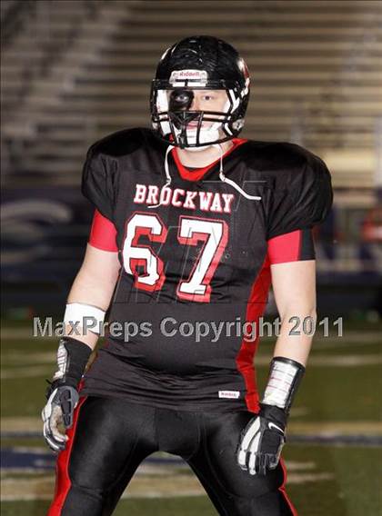 Thumbnail 3 in Oliver vs. Brockway (PIAA Class AA  1st Round) photogallery.